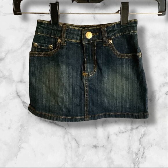 Tractor Girls Size 5 Faded Denim Blue Skirt With Front & Back Pockets - Picture 8 of 9